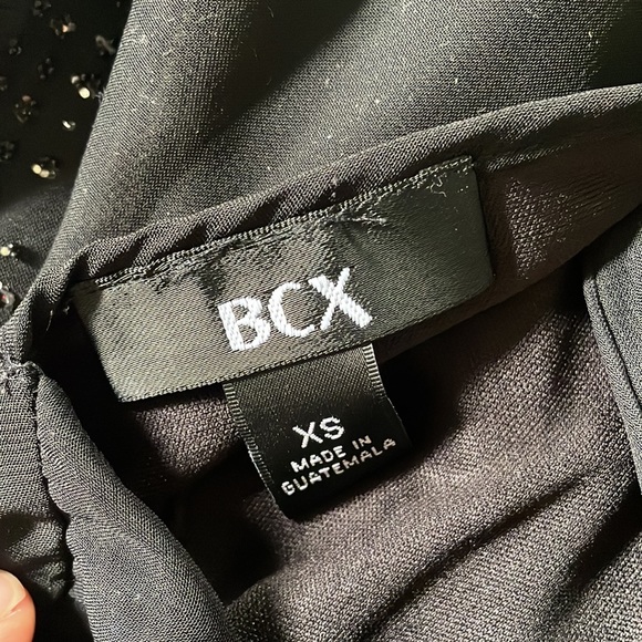 BCX elegant halter top with bow - Picture 4 of 5